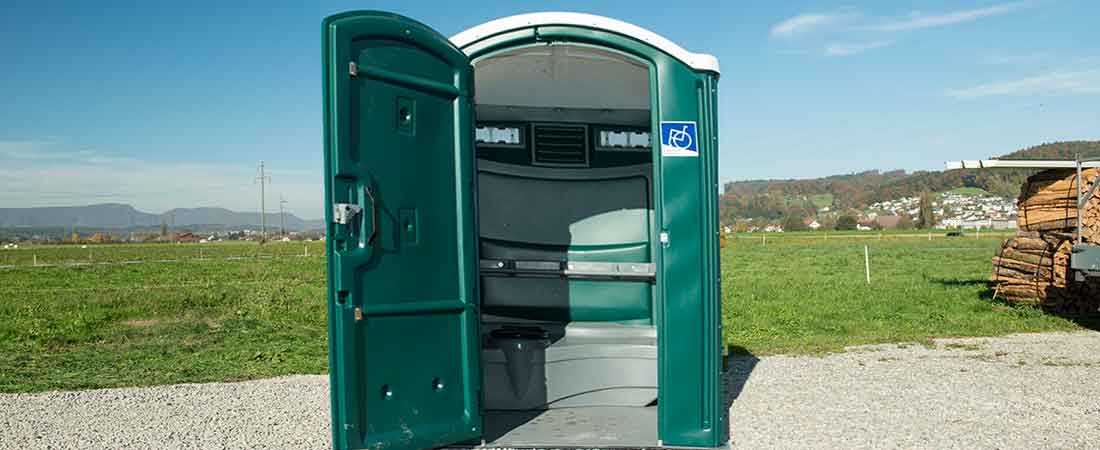 Rollstuhlgängige Toiletten